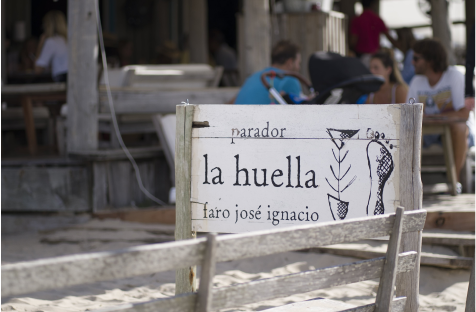 LA HUELLA 19